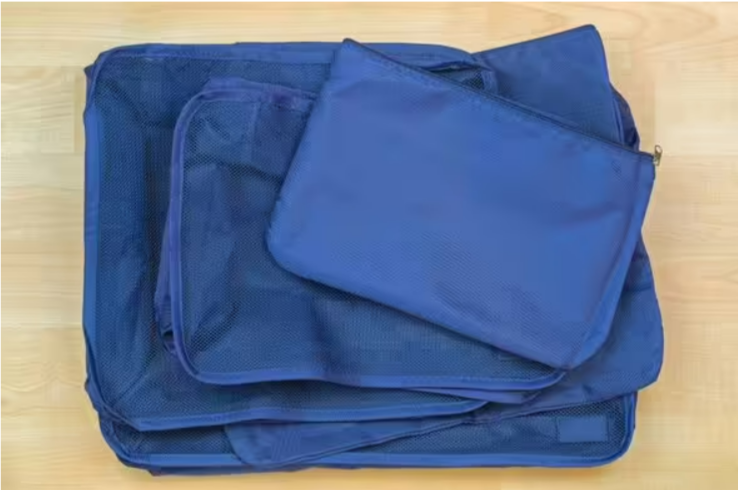 Як складати речі у валізу, щоб і багаж закрився, і все необхідне влізло: крутий лайфхак